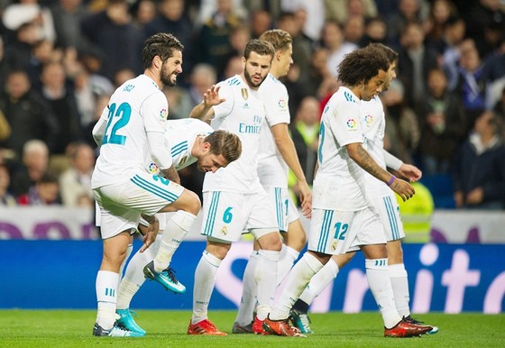 Real Madrid - Las Palmas 3-0: Siêu phẩm giúp giải khát chiến thắng ảnh 1