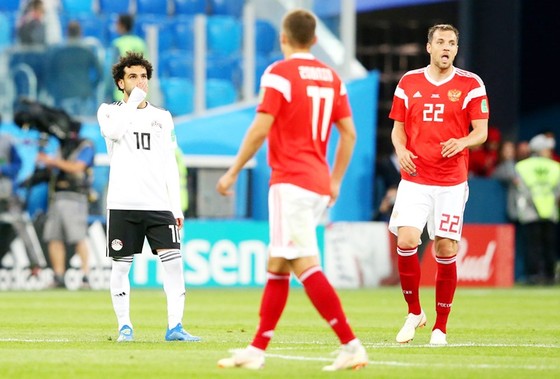 Nga - Ai Cập 3-1: Có Salah, Ai Cập vẫn “khoanh tay chịu trói” ảnh 1