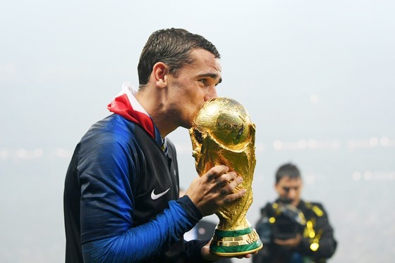 The Best FIFA 2018: Ronaldo liệu còn sáng giá? ảnh 1