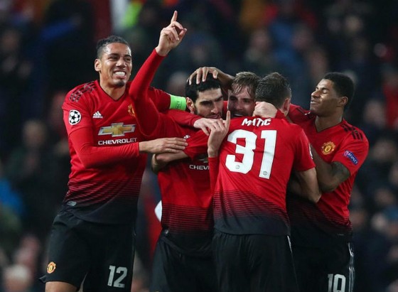Vòng 1/8 Champions League: Gần một nửa số “chủ nhân” đã được xác định ảnh 1