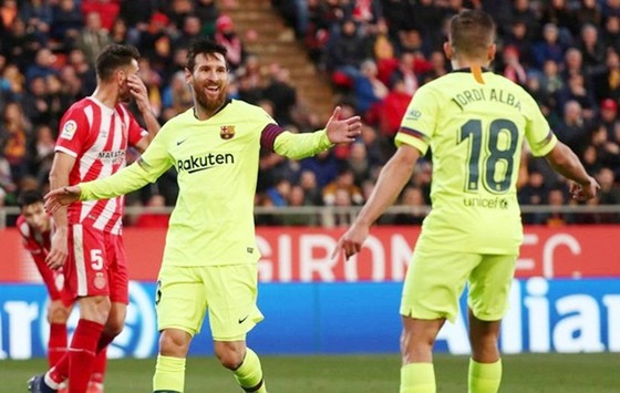 HLV Barca làm rõ tương lai Coutinho ảnh 1