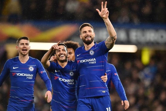 Europa League: Arsenal thảm bại trên đất Pháp, Chelsea đặt vé tứ kết ảnh 1
