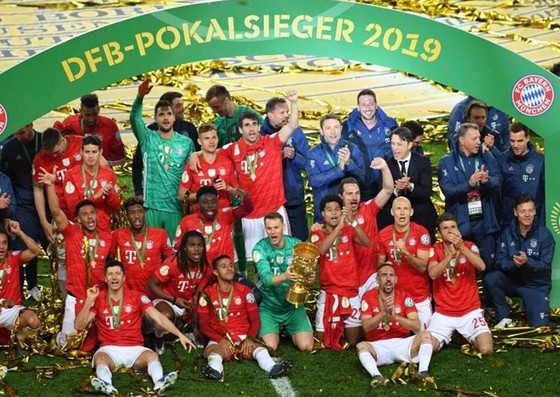 Barca lại gục ngã, Bayern hoàn tất cú đúp ảnh 2