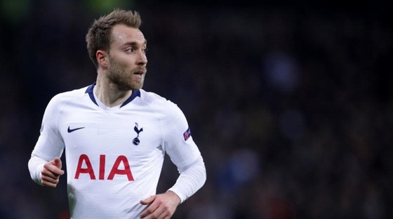 Tottenham ra mắt tân binh đầu tiên sau…517 ngày ảnh 1
