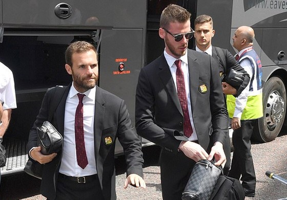 Quỷ đỏ lên đường du đấu, Pogba và Lukaku góp mặt ảnh 2