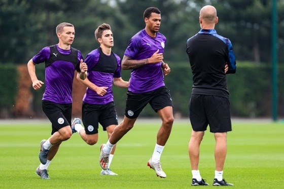 HLV Guardiola bất đồng ban lãnh đạo Man.City? ảnh 1