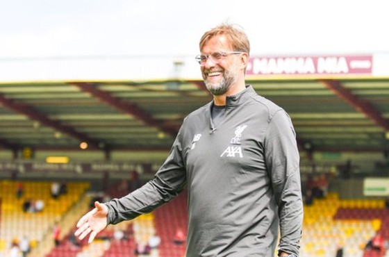 Đua với Man.City, HLV Klopp vẫn chỉ “hy vọng” ảnh 1