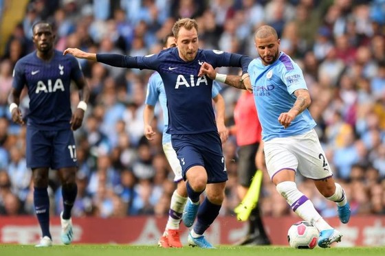 Bale và James sẽ ở lại, Real chốt giá Eriksen ảnh 1