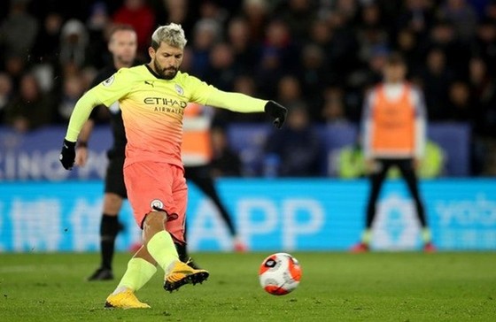 Man.City vẫn mạnh mẽ trong “tâm bão” ảnh 1