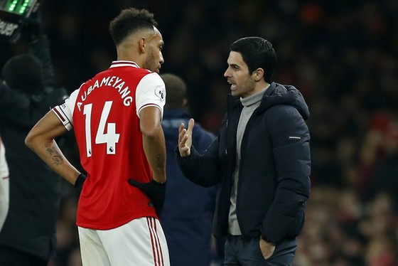 Arsenal khó giữ chân Aubameyang ảnh 1
