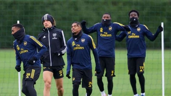 HLV Arteta tự tin có thể giữ chân Aubameyang ảnh 1