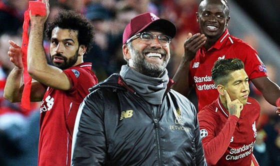 HLV Klopp ca ngợi đội hình 'không thể tin nổi' ảnh 1