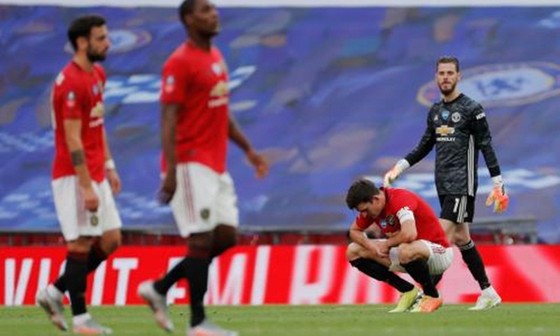 Manchester đại bại, chung kết FA Cup toàn London ảnh 1