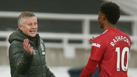 Thắng lớn tại Newcastle, Solskjaer lạc quan về khởi đầu mới ảnh 1
