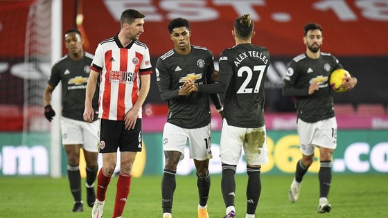 Quỷ đỏ ghi liên tiếp cột mốc khi thắng Sheffield United ảnh 1