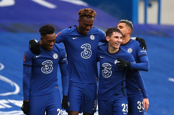 FA Cup: Man.Unted tiễn chân Liverpool, Chelsea giảm áp lực lên Lampard ảnh 1