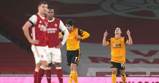 Cơn thịnh nộ của Quỷ đỏ ảnh 1