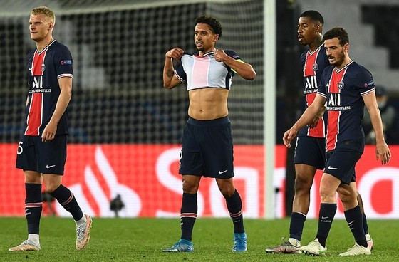 Paris SG vẫn tệ trên sân nhà, thua ngược Man.City ảnh 1