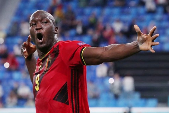 Lukaku “may mắn” khi khoác áo Chelsea một lần nữa ảnh 1