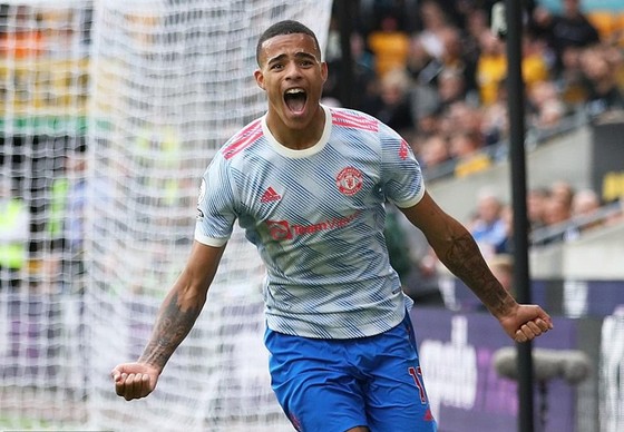 Solskjaer: “Ronaldo sẽ không ký để ngồi dự bị” ảnh 1
