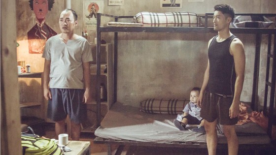 Johnny Trí Nguyễn làm bảo mẫu bất đắc dĩ ảnh 2