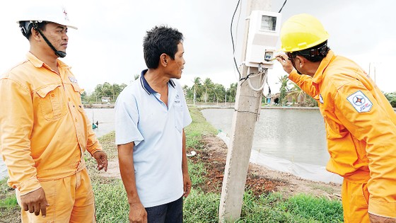 EVNSPC đảm bảo cấp điện ổn định và an toàn trong mùa mưa bão ảnh 1