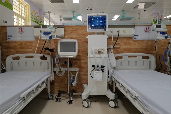 Sun Group ủng hộ 70 tỷ đồng mua trang thiết bị y tế cho TPHCM, Đồng Nai, Vũng Tàu, Kiên Giang ảnh 1