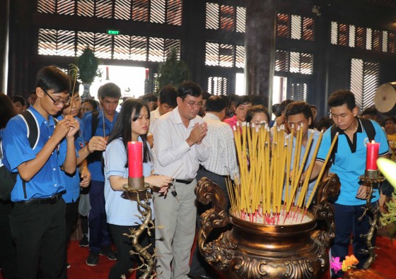 TPHCM tổ chức Lễ Giỗ lần thứ 317 Đức Lễ Thành Hầu Nguyễn Hữu Cảnh ảnh 1