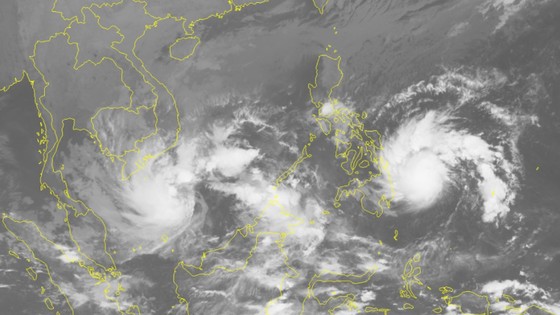 Kai-tak chưa tan lại xuất hiện thêm cơn bão mới ảnh 2