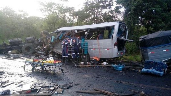 Brazil: Tai nạn giao thông liên hoàn, 52 người thương vong ảnh 1