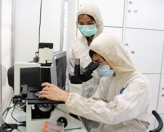 Đại học Quốc gia TPHCM: Báo động đỏ về tuyển sinh sau đại học ảnh 1