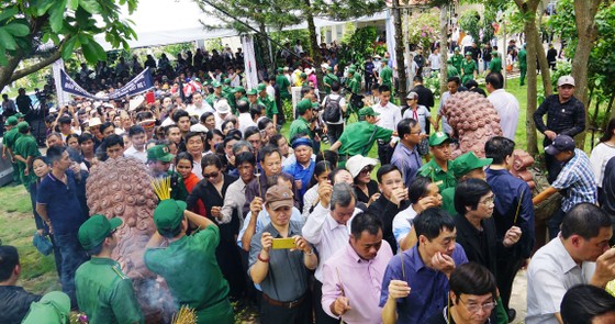 Lễ an táng nguyên Thủ tướng Phan Văn Khải ảnh 17