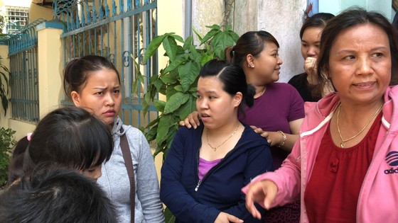Clip: Đóng cửa nhóm trẻ Mẹ Mười, phụ huynh bức xúc kéo đến kể tội ảnh 3