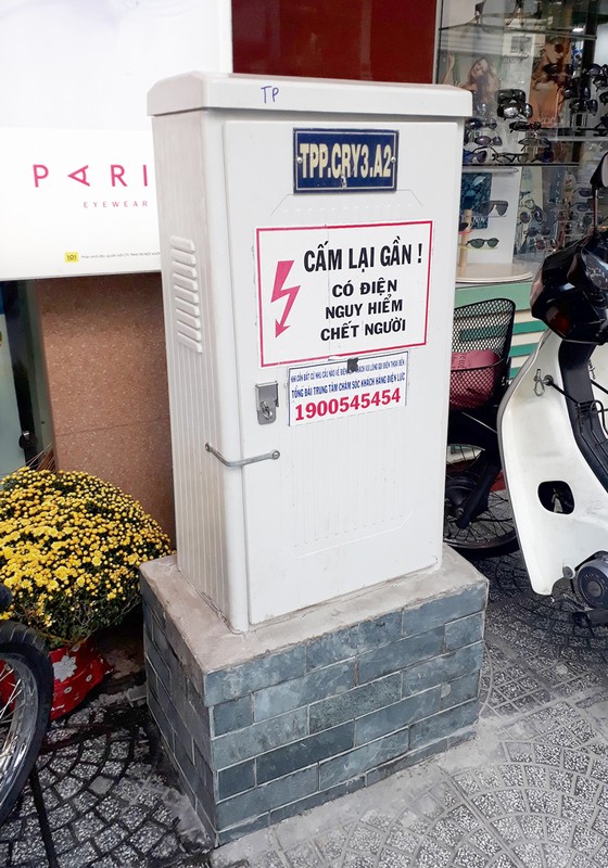 Đã thay tủ điện mới ảnh 1