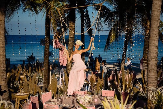Cận cảnh đám cưới xa xỉ của tỷ phú Ấn Độ tại khách sạn 5 sao JW Marriott Phu Quoc Emerald Bay ảnh 1