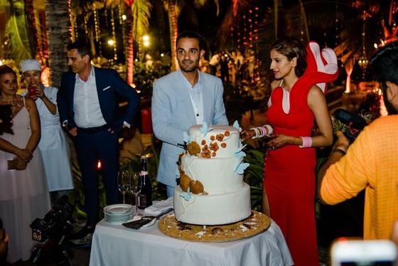 Cận cảnh đám cưới xa xỉ của tỷ phú Ấn Độ tại khách sạn 5 sao JW Marriott Phu Quoc Emerald Bay ảnh 5