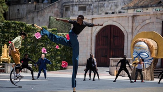 Bật mí khoảnh khắc ấn tượng trước show nghệ thuật quy mô ảnh 8