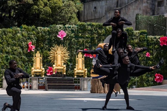 Bật mí khoảnh khắc ấn tượng trước show nghệ thuật quy mô ảnh 7