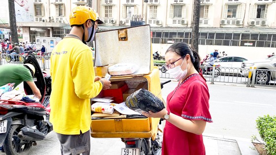 Thương mại điện tử thật giả lẫn lộn ảnh 1