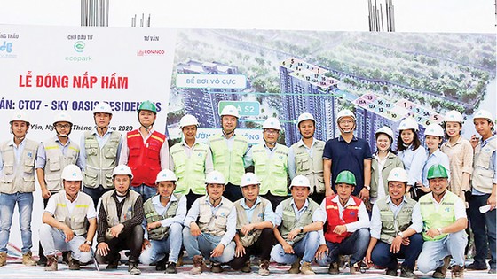 Hòa Bình thi công vượt tiến độ dự án Sky Oasis Residences ảnh 1