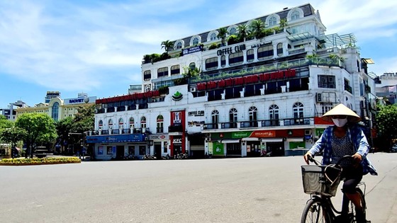 Miền Bắc, miền Trung nắng nóng gay gắt ảnh 2