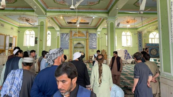 Nổ lớn tại thánh đường Hồi giáo ở Afghanistan, ít nhất 32 người thiệt mạng ảnh 1