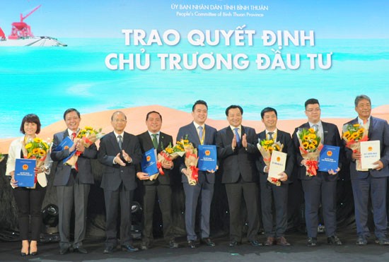 Bình Thuận trao quyết định đầu tư dự án Thanh Long Bay cho Nam Group  ảnh 2