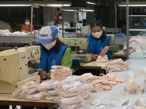 Doanh nghiệp xuất khẩu tăng 'sức đề kháng' giữa dịch Covid-19 ảnh 1