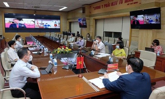 Việt Nam muốn xây dựng nhà máy vaccine Covid-19 ảnh 1
