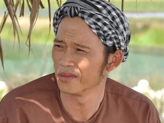 Lùm xùm Hoài Linh 'ngâm' 14 tỷ tiền từ thiện: Tước danh hiệu Nghệ sĩ Ưu tú dễ hay khó? ảnh 2