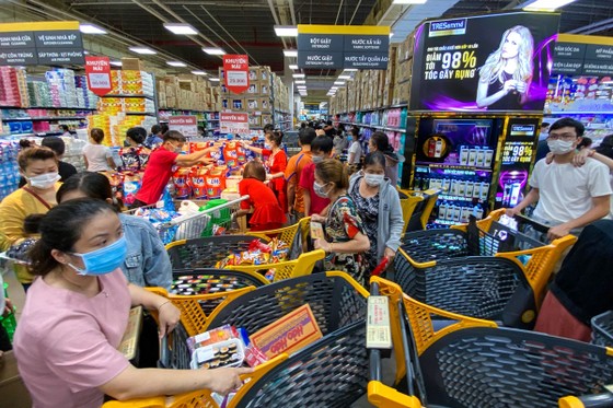 TPHCM tiếp tục nâng cao mức giãn cách xã hội ảnh 2
