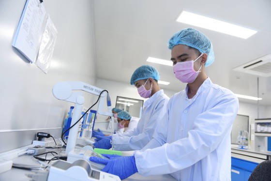 Vĩnh Hoàn được cho phép mua 200.000 liều vaccine Nanocovax ảnh 1