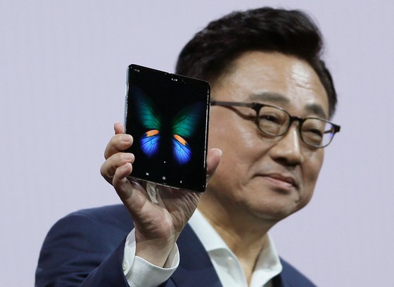 3. Samsung debuted the Galaxy Fold, and gave it a name, during its