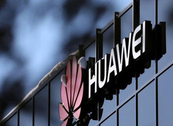 Huawei và ZTE không được đụng tới miếng bánh 8,3 tỉ USD tại Mỹ - Ảnh 1. Huawei và ZTE không được đụng tới miếng bánh 8,3 tỉ USD tại Mỹ - Ảnh 1.